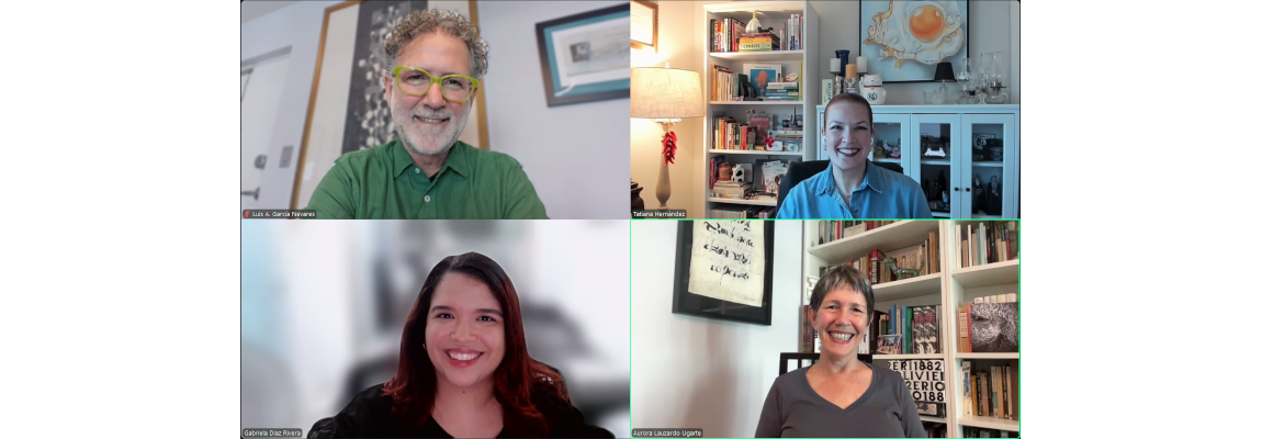 De izquierda a derecha, el doctor Luis García Nevares, la traductora Tatiana Hernández Cotto, la estudiante Gabriela Díaz Rivera y la doctora Aurora Lauzardo Ugarte, consejera de tesis.